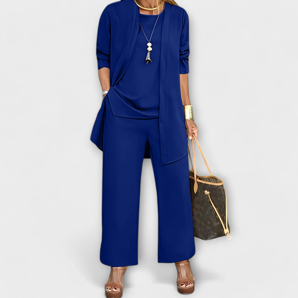 イリリア | スタイリッシュな三点セット