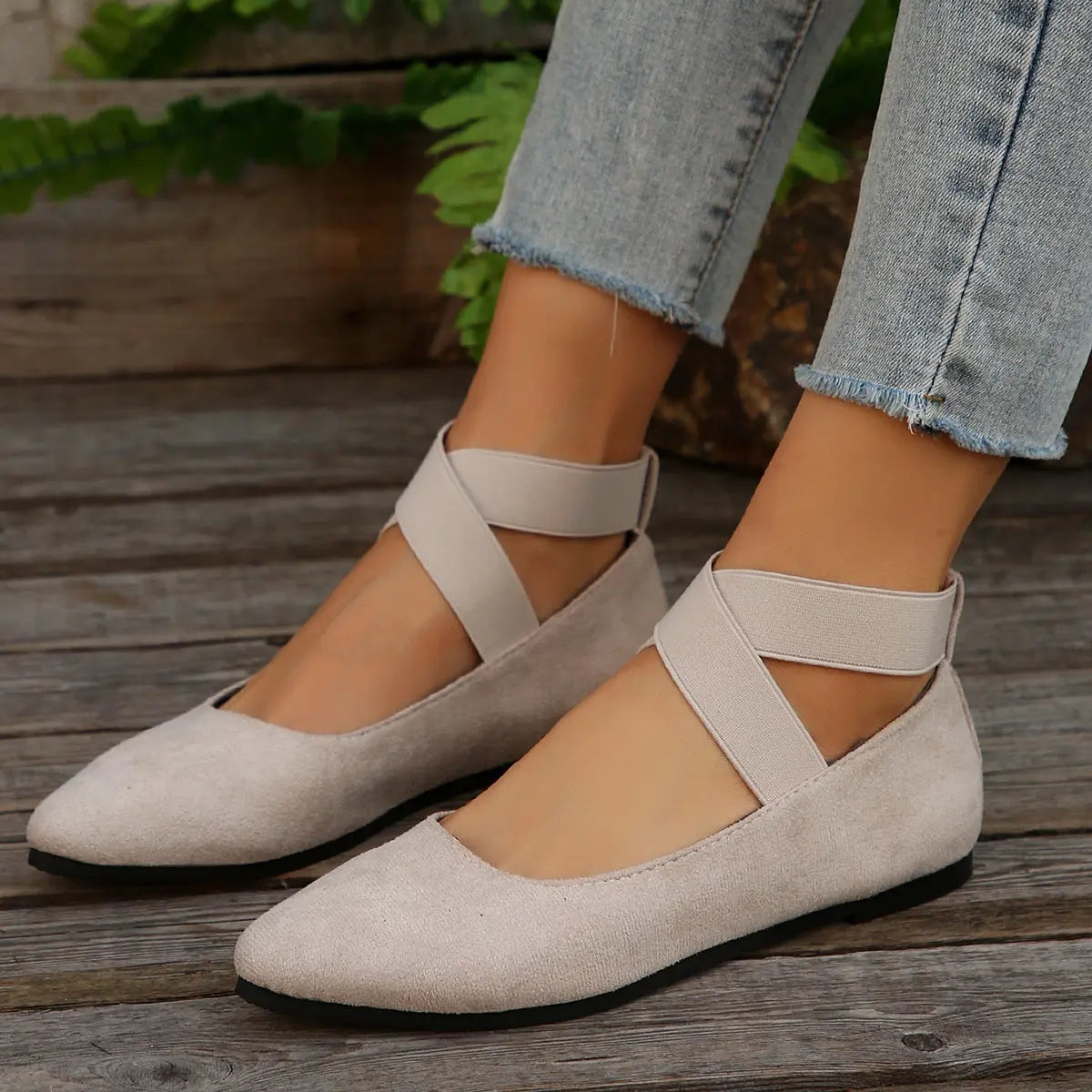 Flexible Strap Wedge Flats
